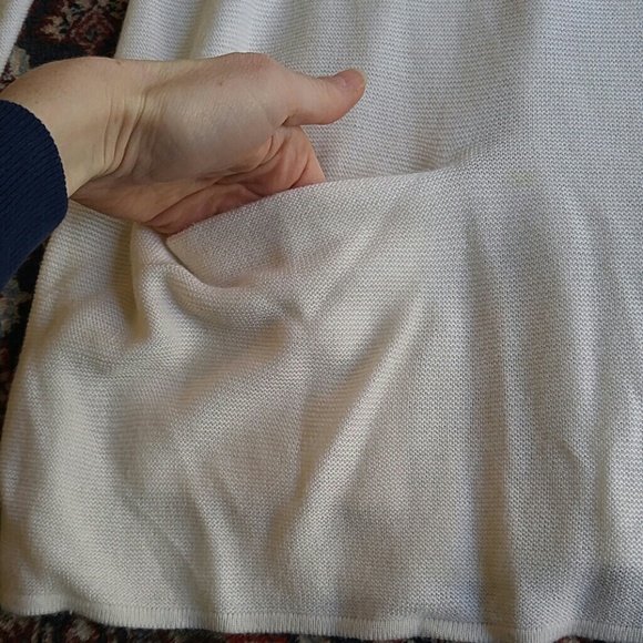 ♦ 3 for $15 Ann Taylor Cream Tunic Top - Picture 3 of 8